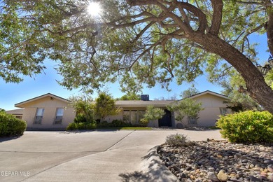 A rare opportunity to own a classic Coronado Country Club estate - photo 11