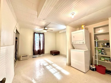 Escape to the peace and privacy of the countryside with this - photo 12