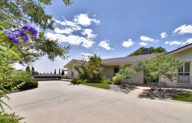 A rare opportunity to own a classic Coronado Country Club estate - photo 13