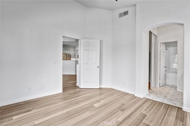 Bright & Modern 2-Bed, 2-Bath townhome in San Diego! Welcome to - photo 19
