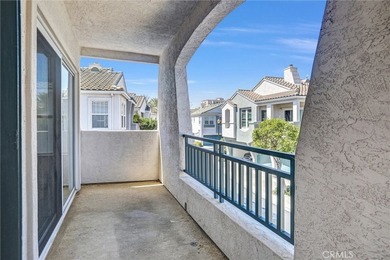 Bright & Modern 2-Bed, 2-Bath townhome in San Diego! Welcome to - photo 25