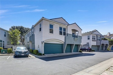 Bright & Modern 2-Bed, 2-Bath townhome in San Diego! Welcome to - photo 29