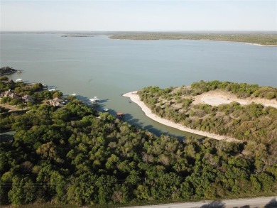 Lake Acreage Off Market in Bridgeport, Texas