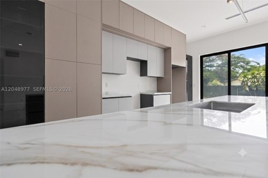 Modern design meets effortless indoor-outdoor living in this - photo 5