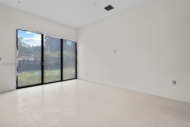 Modern design meets effortless indoor-outdoor living in this - photo 7
