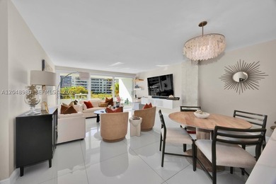 Beautifully remodeled 2-bedroom, 2-bath residence featuring a - photo 4