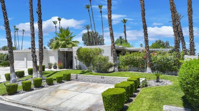 Most uniquely remodeled and decorated condo in the famous - photo 2