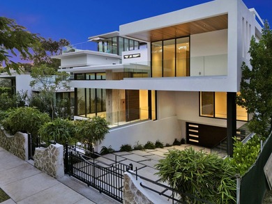 One-Of-A-Kind, 17' above the sea elevation. Experience unmatched - photo 1