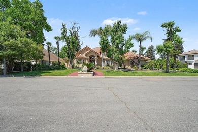 Nestled in the prestigious Country Club 1 Estates, this stunning - photo 5