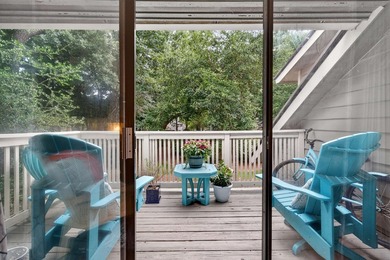 Welcome to your dream coastal retreat in Richmond Park at the - photo 23