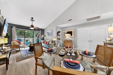 Welcome to your dream coastal retreat in Richmond Park at the - photo 30