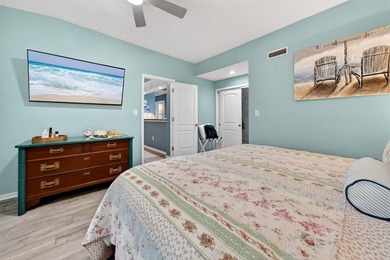 Welcome to your dream coastal retreat in Richmond Park at the - photo 33