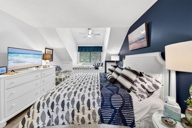 Welcome to your dream coastal retreat in Richmond Park at the - photo 40