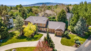 Nestled in the prestigious and highly sought-after Hidden Oaks - photo 3