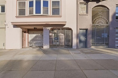 Ideally located near the University of San Francisco and the - photo 3