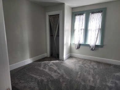 It may still be chilly but this home is nice and warm for the - photo 20
