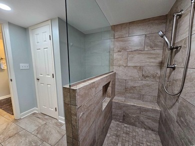 LUXURY ON A LOW FLOOR! This residence was completely remodeled - photo 28