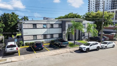 Excellent investment opportunity to acquire a 22-unit - photo 2