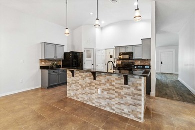 Beautiful 3-bedroom, 2-bathroom pool home with over 2000 square - photo 3