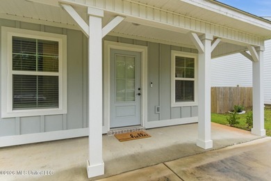 Move-in ready, nearly new, and still under $165,000! Finding an - photo 4