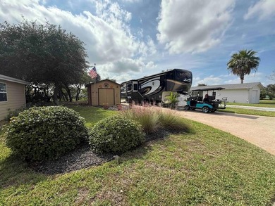 (private lake, pond, creek) Home For Sale in Aransas Pass Texas