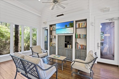 This immaculate condo is move-in ready and offers beautiful - photo 30