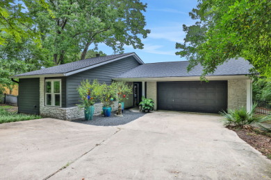 Updated Waterfront Dream Home in Gated Community - photo 26