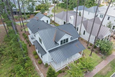 Enjoying expansive park views from its wide front porch, 139 - photo 42