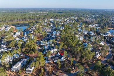 Enjoying expansive park views from its wide front porch, 139 - photo 45