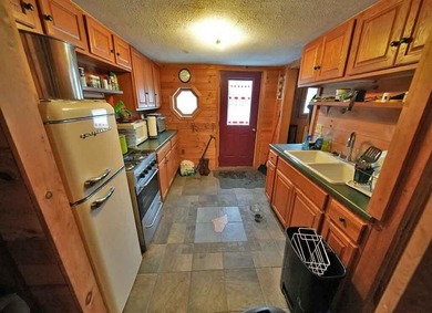 All On One Floor... Two Bedroom Ranch Home Made Of Stone, Rock - photo 8