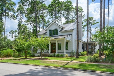 Enjoying expansive park views from its wide front porch, 139 - photo 50