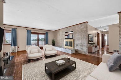 Welcome to this impressive 4,300-square-foot waterfront - photo 10