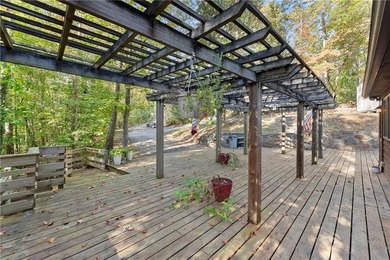 Welcome to your Lake Hartwell retreat in beautiful Shorewood - photo 5