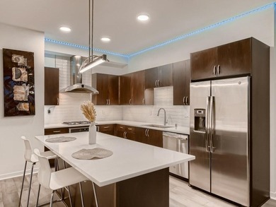 Great opportunity to own a 10th-floor, south-facing unit at - photo 1