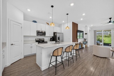 Better than new! This professionally upgraded, move-in-ready - photo 5