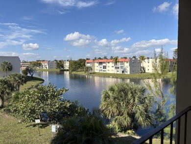 Lake Condo For Sale in Sunrise, Florida