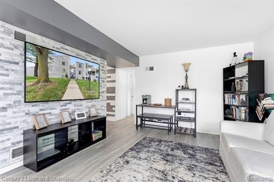Discover an exceptional lifestyle opportunity at 9601 Bayview DR - photo 2