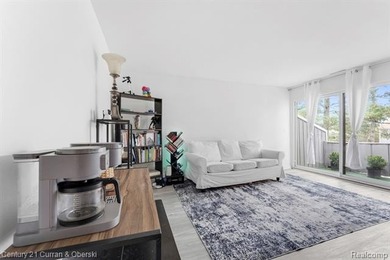 Discover an exceptional lifestyle opportunity at 9601 Bayview DR - photo 4