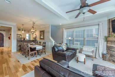 Charming and Spacious, 3 Bed/3 Bath Craftsman Home in Beautiful - photo 16