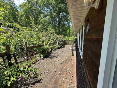 Bring your vision to this spacious 4-bedroom, 2-bath - photo 34