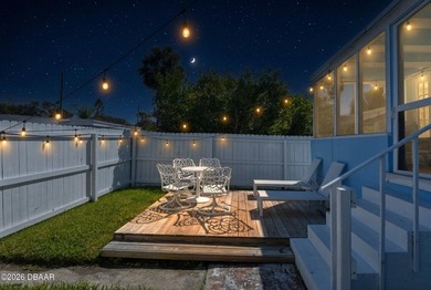 Beautifully renovated 3-bedroom, 2-bath home just one block from - photo 42