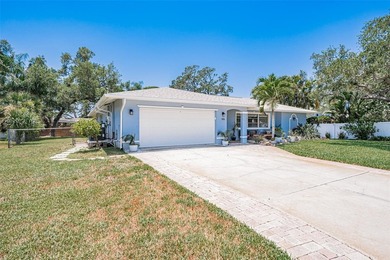 Welcome to beautiful, highly sought after Bay Hills, where you - photo 50
