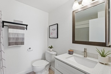 Experience the perfect blend of modern style and urban - photo 10