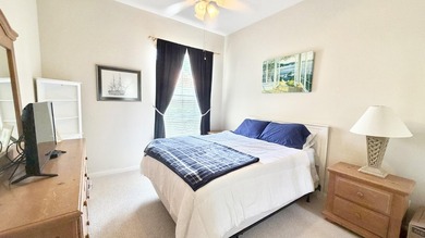 Beautifully maintained Oakmont model offering 3 bedrooms, 2 - photo 22