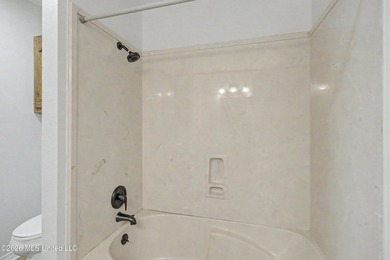 Welcome to your own private retreat in the highly desirable - photo 25