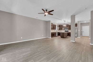 Welcome home to this beautifully maintained 4 bed, 2 bath ranch - photo 25
