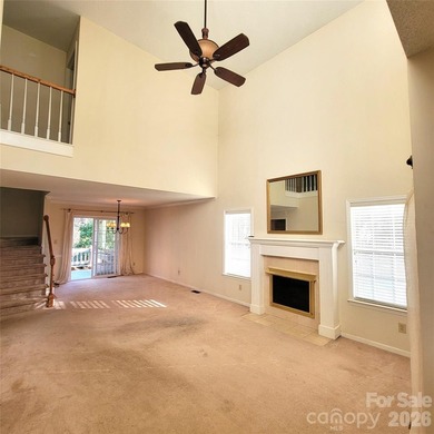 **PRICE REDUCED $100,000 FOR QUICK CLOSING!**Highly sought after - photo 4