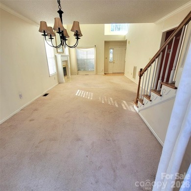 **PRICE REDUCED $100,000 FOR QUICK CLOSING!**Highly sought after - photo 6