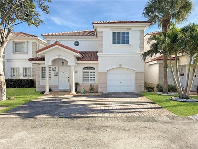 (private lake, pond, coastal) Townhome/Townhouse For Sale in Hialeah Florida