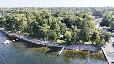 Looking for your summer getaway? This charming 3 bedroom, 1 bath - photo 34